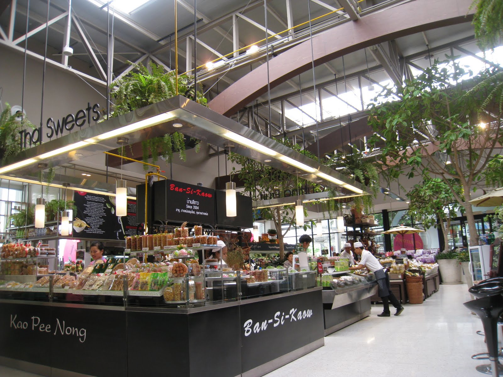 Hungry in Bangkok Miyatake (Gourmet Market)