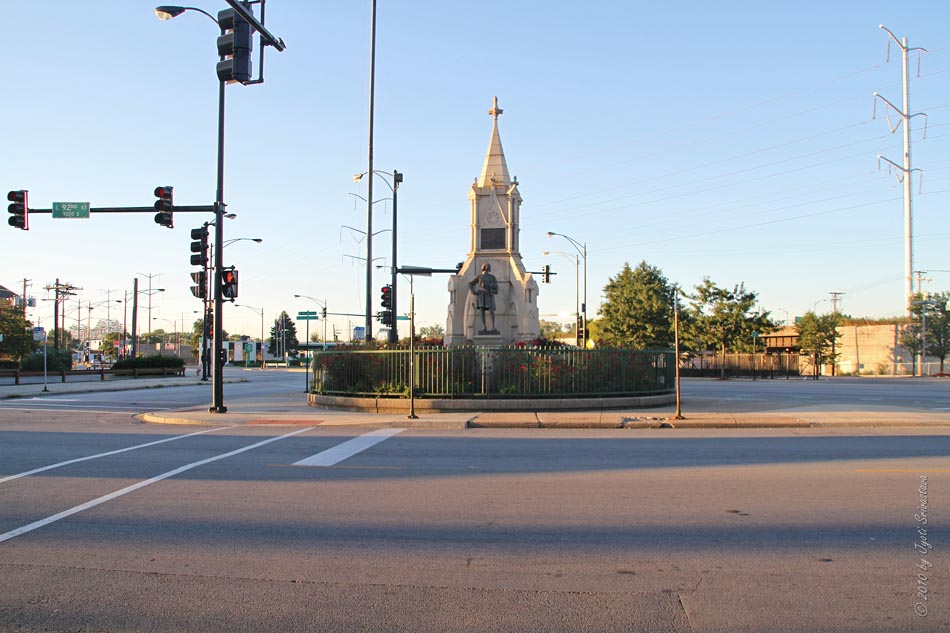 Public Art in Chicago Drake Fountain / The Columbus Monument