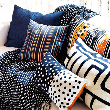 http://1.bp.blogspot.com/_zLsgnOzKTUQ/TEmBAzC7XDI/AAAAAAAAOVw/PyCXGd3Azs0/s1600/ikea+2011-salon6.jpg