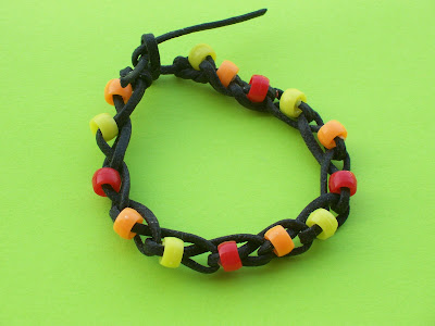 Friendship Bracelet Patterns - LoveToKnow: Advi
ce women can trust