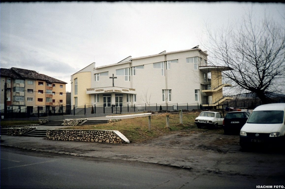 [99370030.JPG]