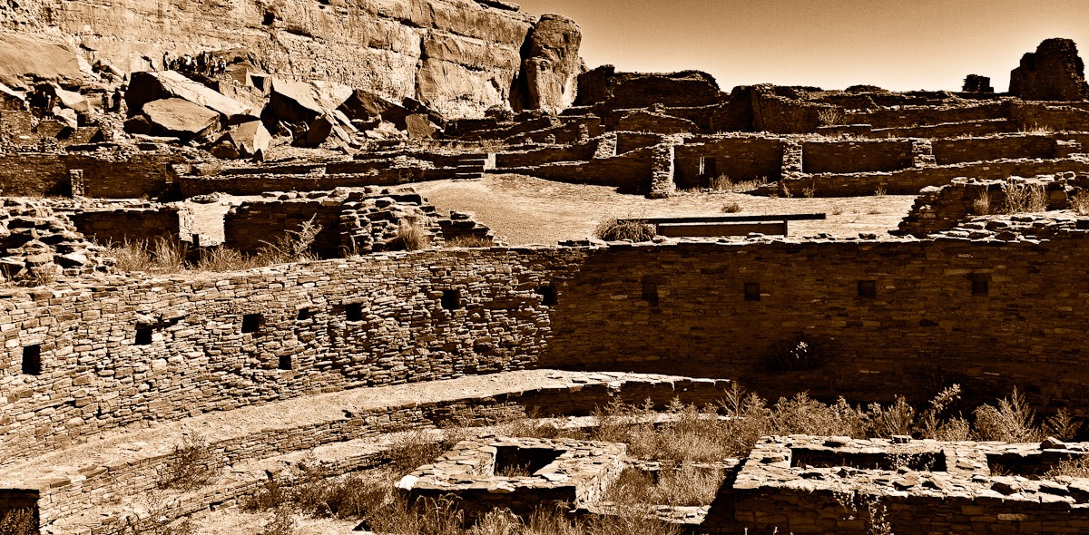 exploring chaco canyon
