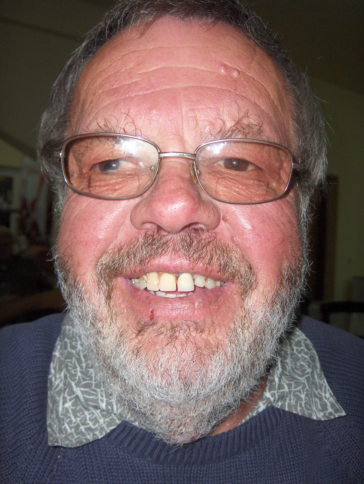 [mike+close+up.JPG]