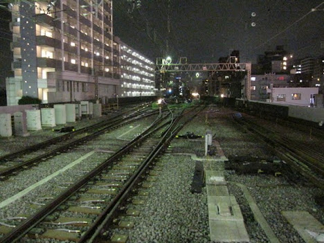 京王線笹塚駅引き上げ線工事　複分岐器導入で都営新宿線10両対応へ
