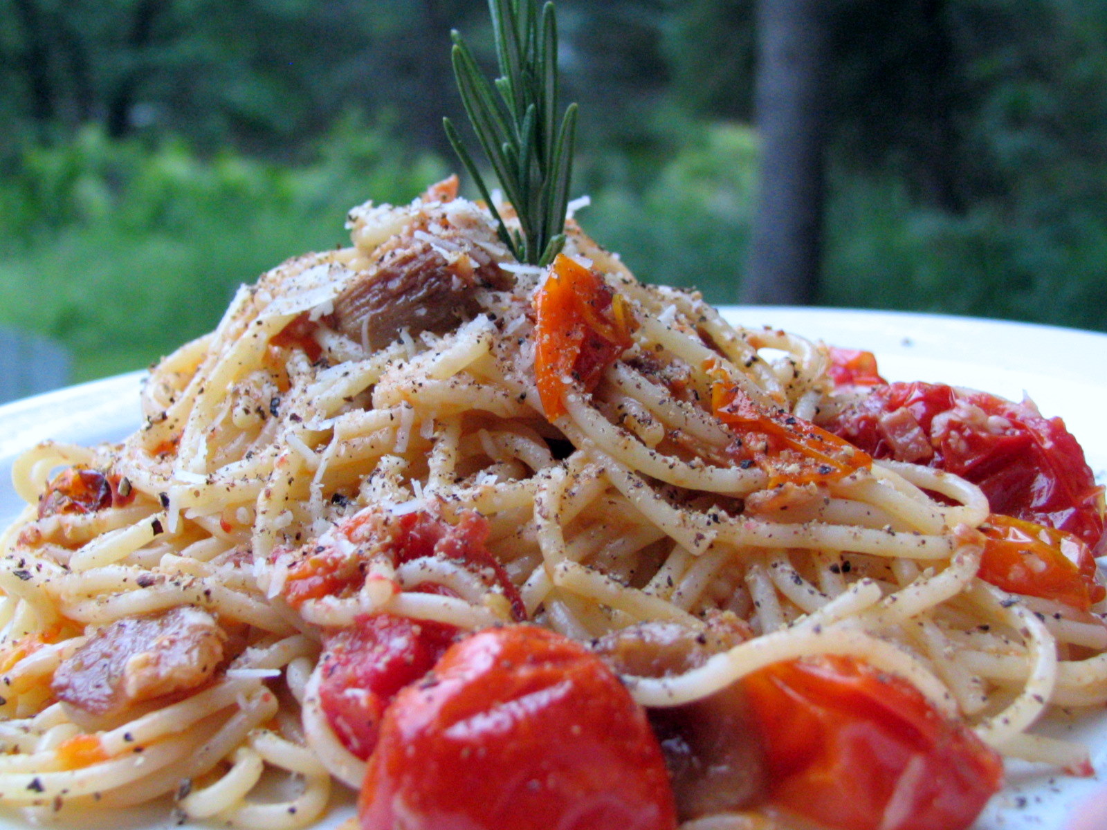 FOOD STYLING AND REAL LIFE Cherry Tomato Confit & Pasta