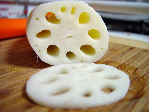 Kerulls Akar Teratai