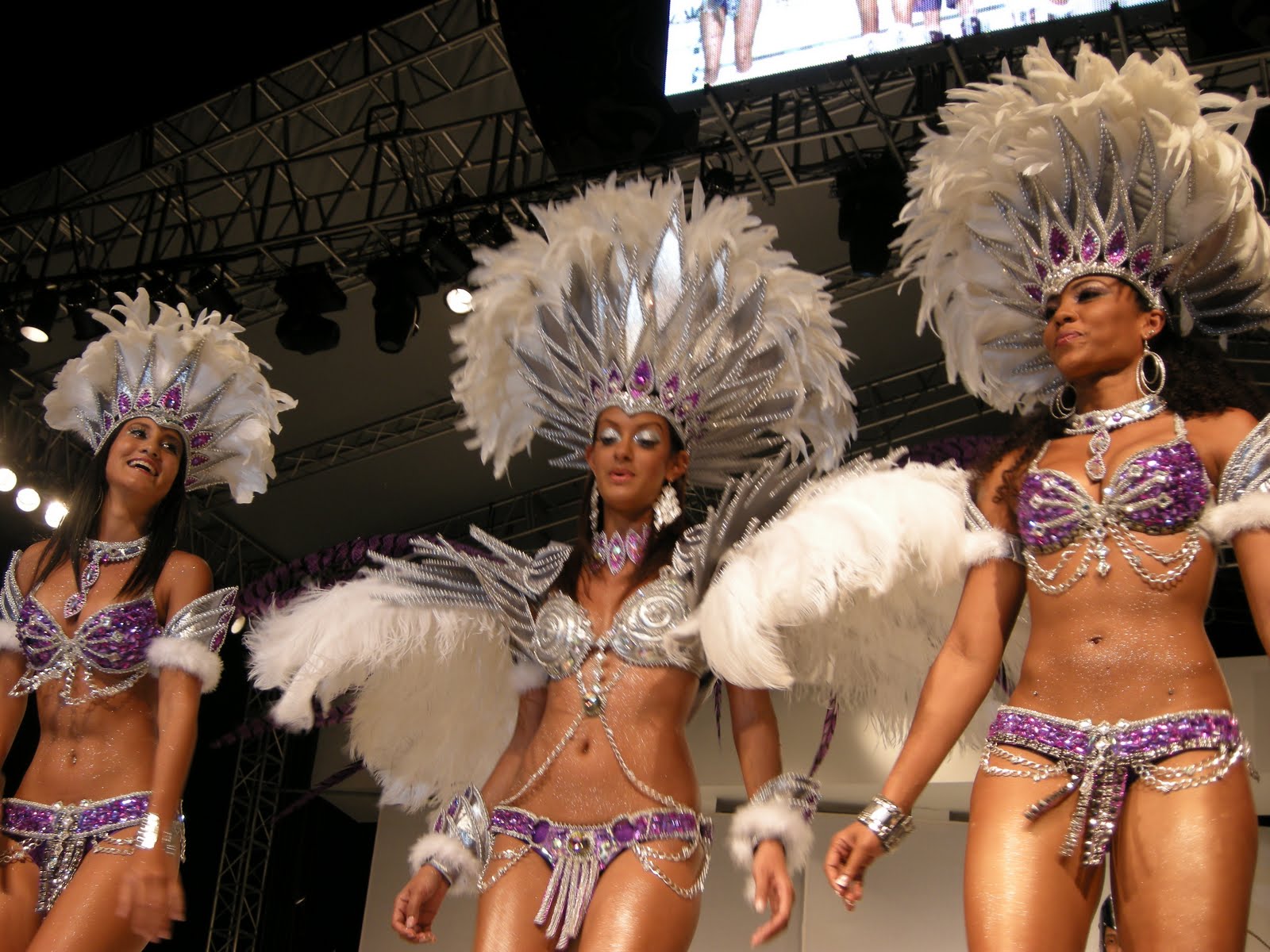 Tribe Carnival Amazon