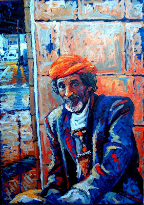 نقره لتكبير أو تصغير الصورة ونقرتين لعرض الصورة في صفحة مستقلة بحجمها الطبيعي