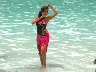 Madalasa Spicy Photos in Bikini at Beach - Sri Lankan Actress Models Dancers Singers Beauties at an Arena