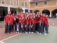 MICKHAEL E ESTUDANTES