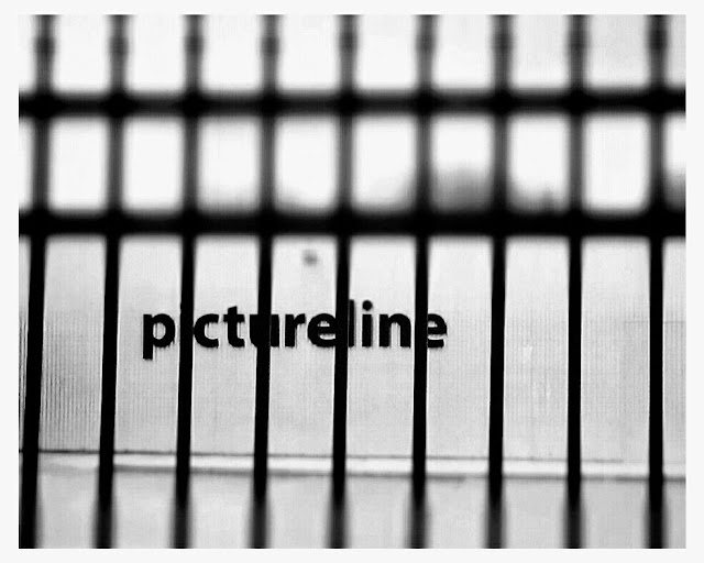 Pictureline-bars