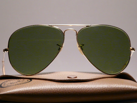 AVIATOR 60's plaqué or 12K + étui - 190 euros