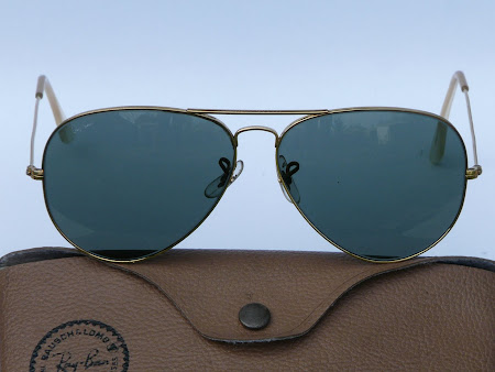 AVIATOR 80's + étui - 55 euros -VENDU