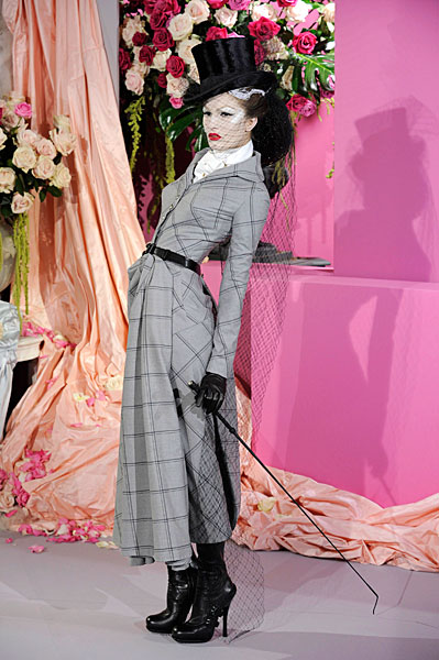 [DIOR_HC_SS10_0058.jpg]