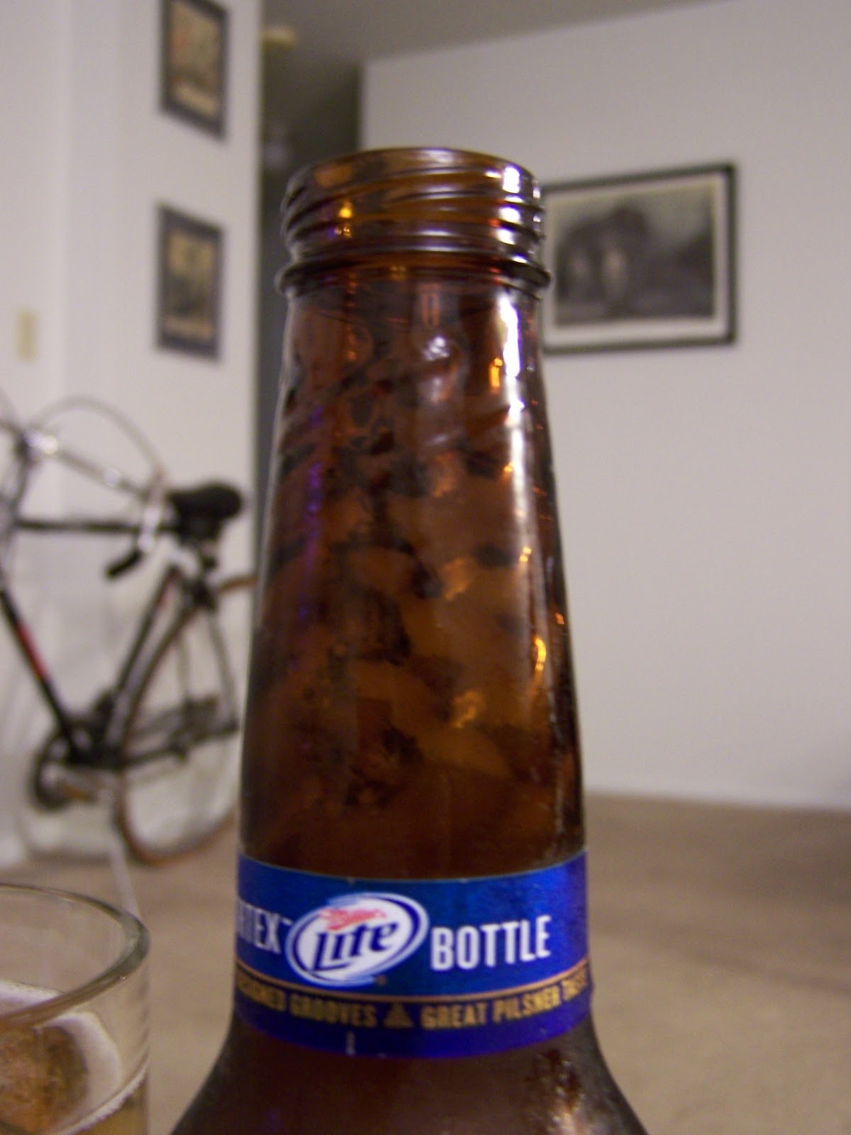 Review: Miller Lite in a Fantastic Vortex Bottle!