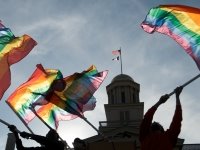 [Gay+flags+at+a+statehouse.jpg]