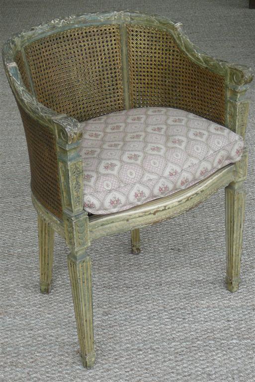 [10A008-chair01 (Large).JPG]