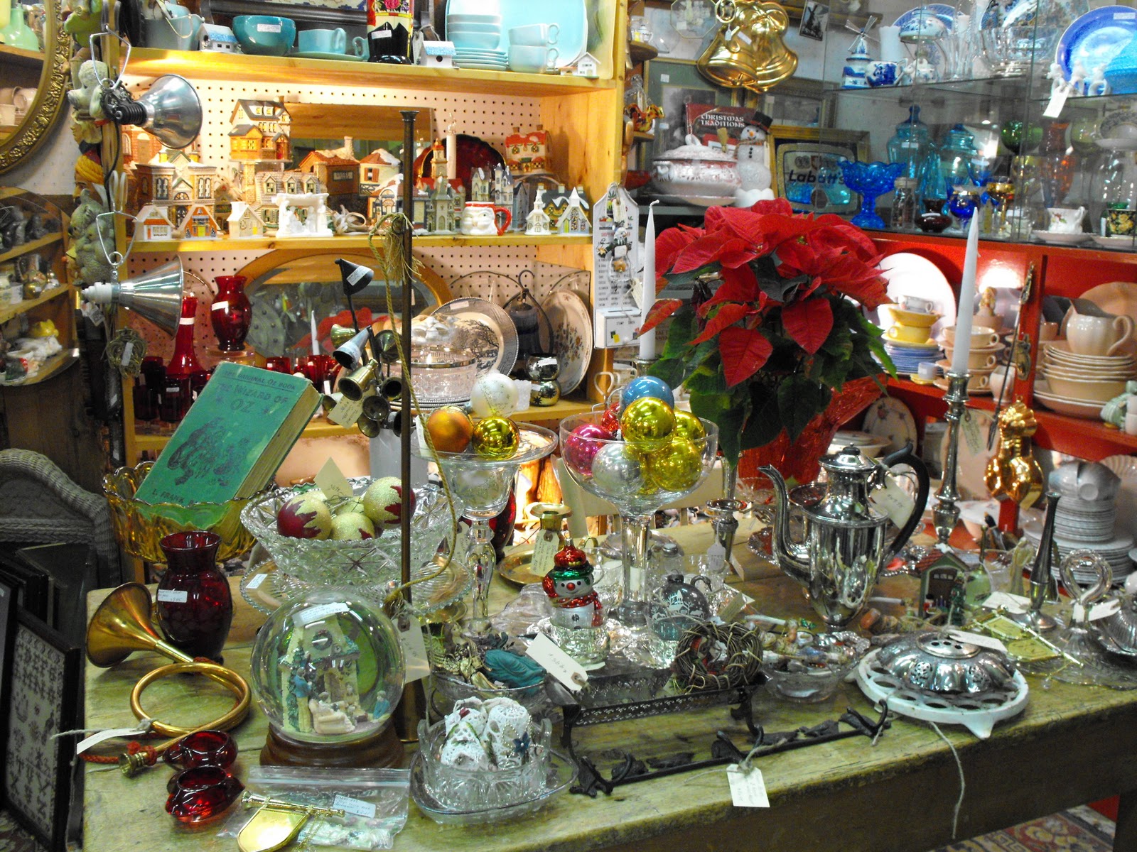 a Vintage Green Christmas Nutcrackers, Nativity Figures, Silver Plate