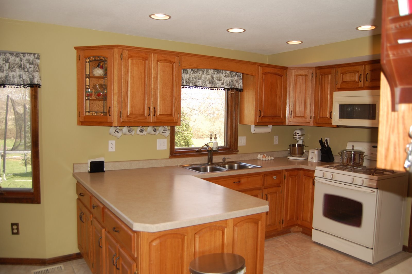 14 Amazing Sage Green Kitchen Walls Lentine Marine