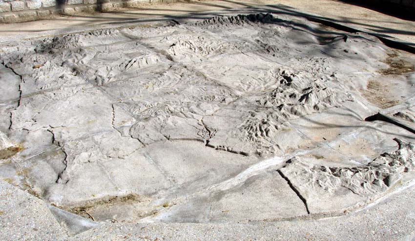 [P1010065+copia.jpg]