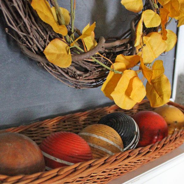 A Simple Fall Mantel From Itsy Bits And Pieces Blog