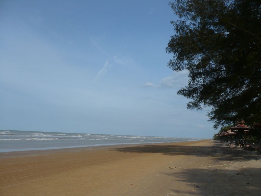 Pantai Lombang-lombang ~ Bumi Nusantara