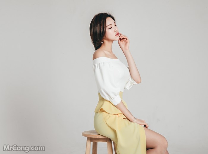 Beautiful Park Jung Yoon in the February 2017 fashion photo shoot (529 photos) photo 12-8