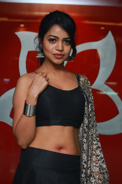 Telugu Actress Bhavya Shri Sexy Navel Show Pictures Navel Queens