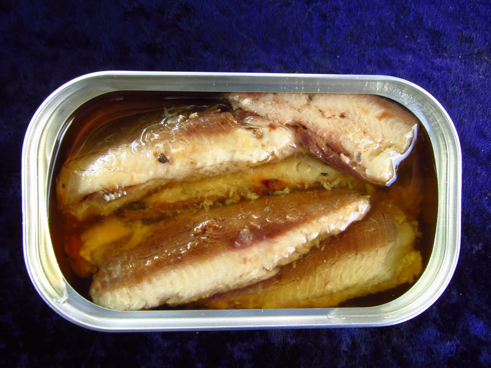 Mouth Full of Sardines KING OSCAR 22