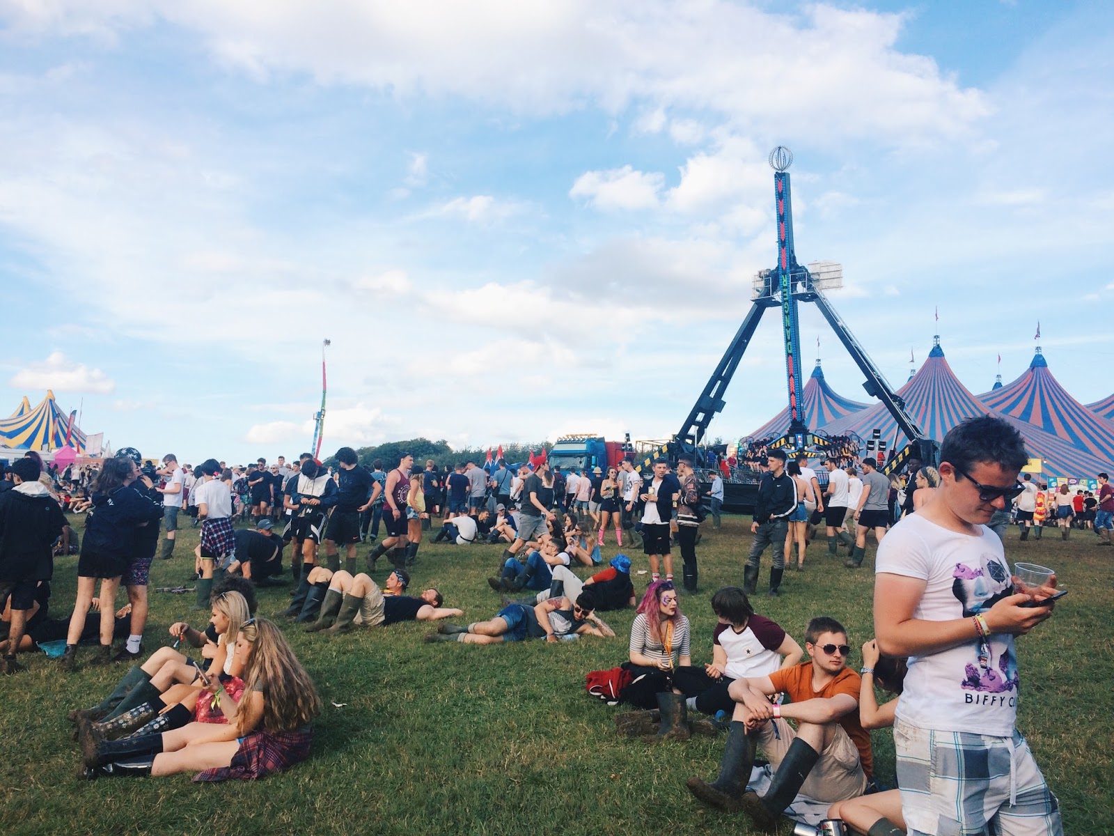 Leeds Festival 2016 sitting by the funfair 