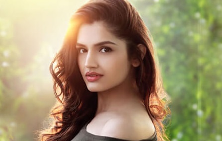 Tara Alisha Berry Actress Biography Age Movies Web Series Wiki And More Wiki King Latest Important News The beautiful actress made her bollywood debut in 2013 when she appeared as renu in mastram the movie. tara alisha berry actress biography