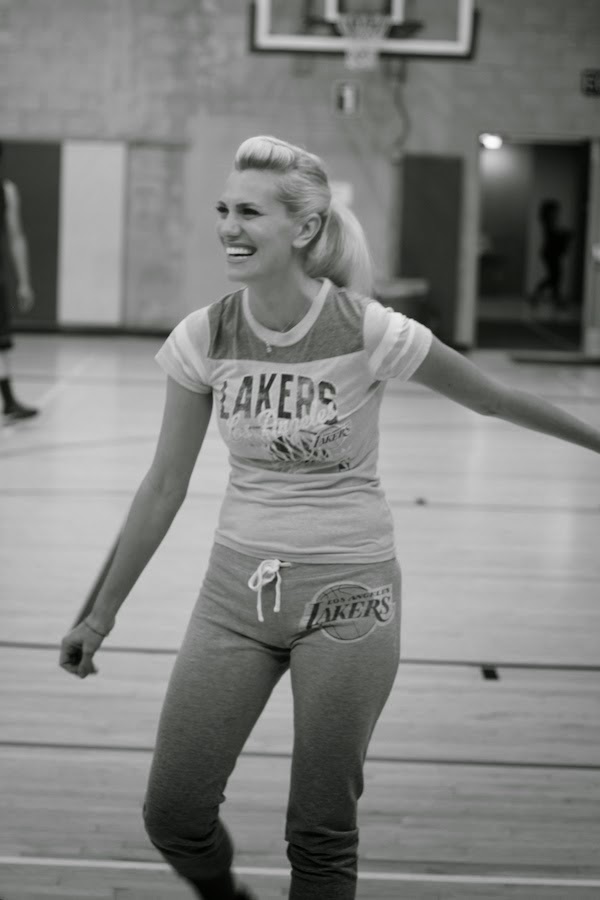 Anne-Cohen-Lakers-blogger