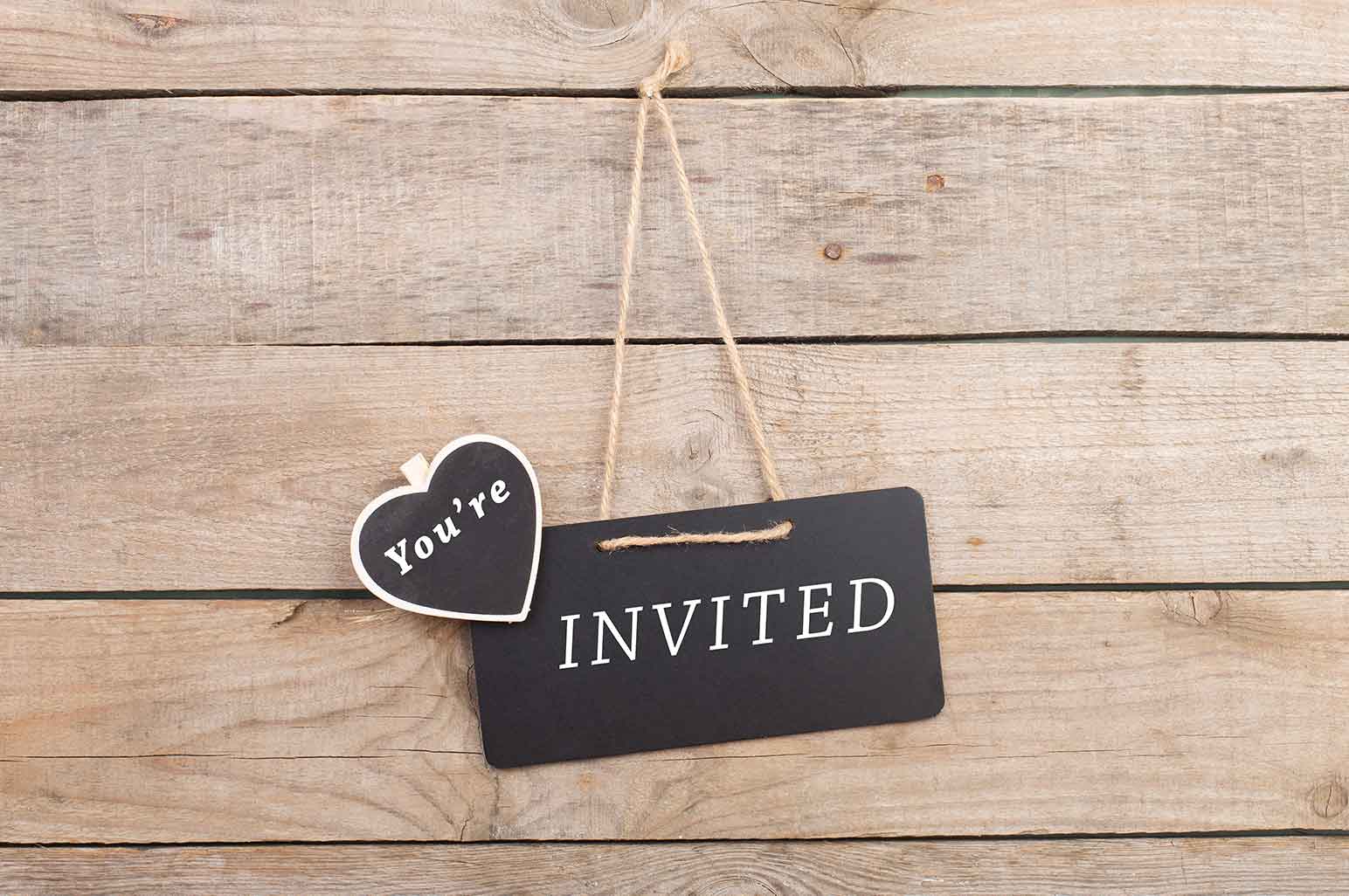 Simple Ways to Make Your Wedding Invitations Stand Out