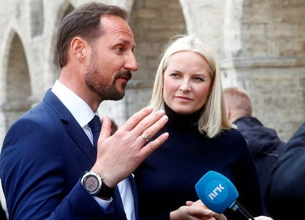 Crown Prince Haakon and Crown Princess Mette-Marit visited Telliskivi Creative City. Old Town of Tallinn which is in UNESCO cultural heritage list