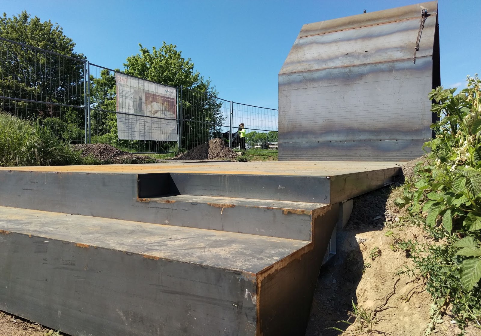 Frobel Metallbau Cortenstahl Kunst Skulptur