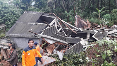 Hujan Lebat Akibatkan Beberapa Desa Alami Bencana Alam