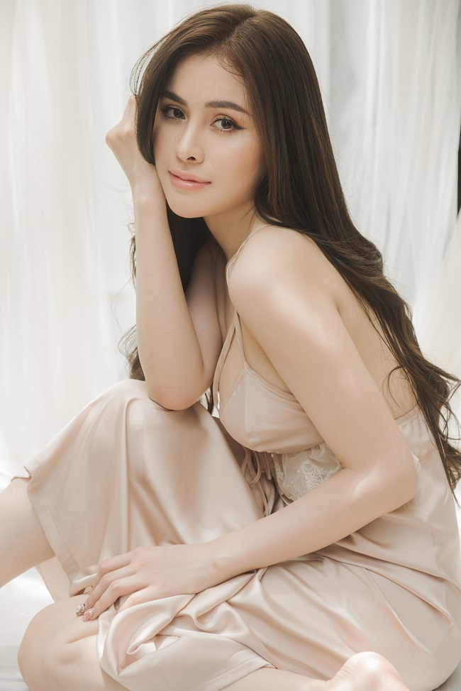 á hậu thư dung bán dâm clip full 13