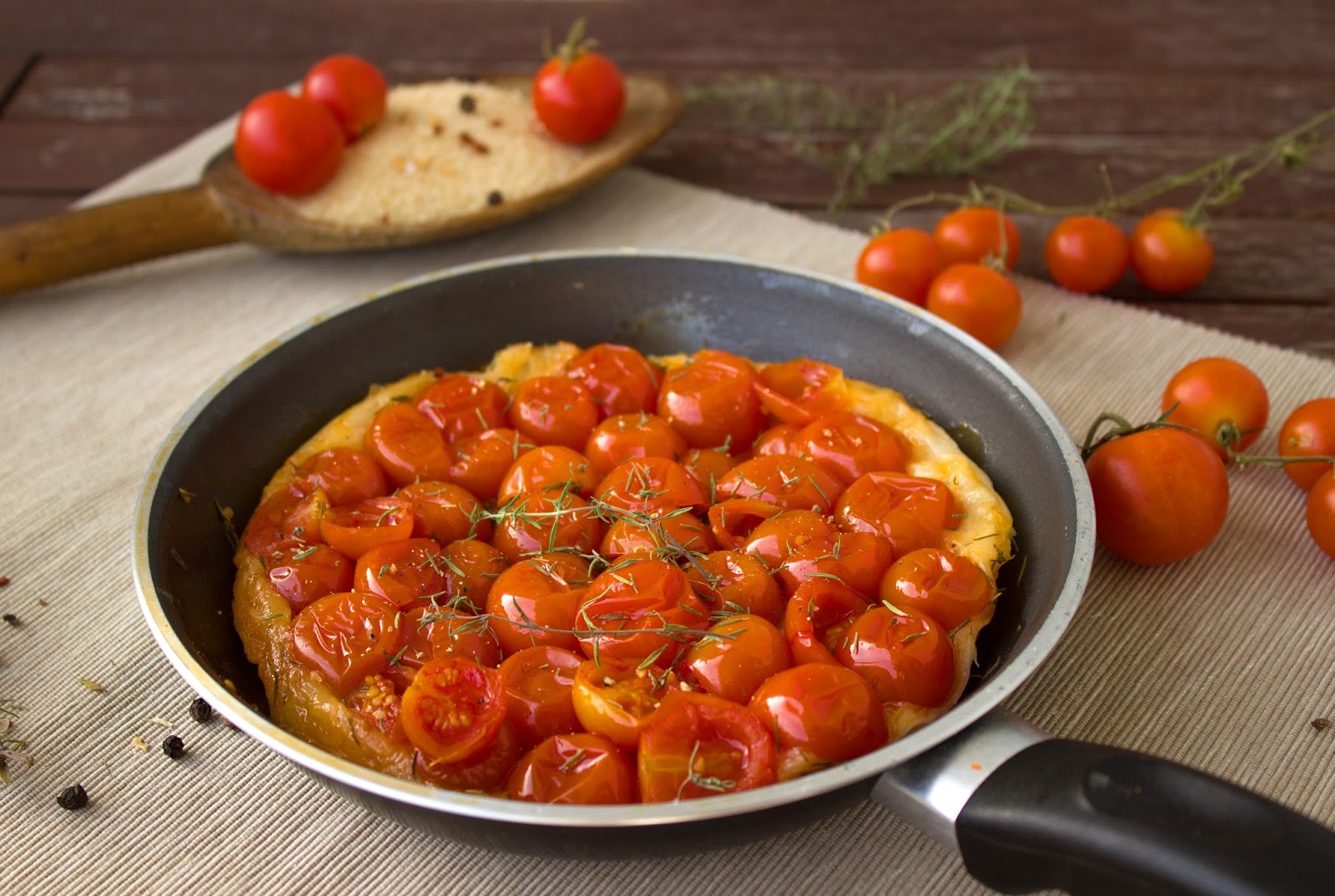 Tarte Tatin mit Tomaten