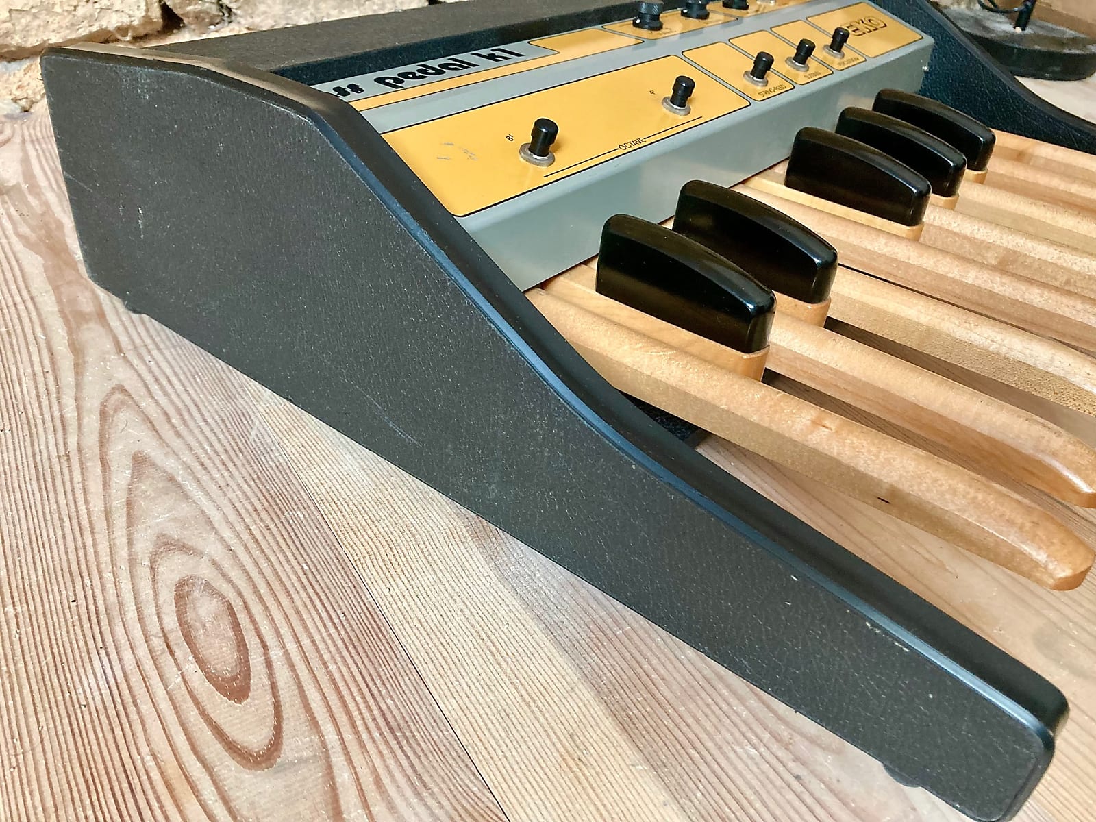 MATRIXSYNTH Eko Bass Pedal K1 SN 0890