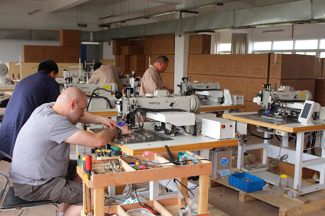 Heavy duty industrial sewing machines: Elektronisch Muster Nähmaschine