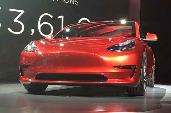 ¿Por qué el Tesla Model 3 no tiene parrilla frontal?