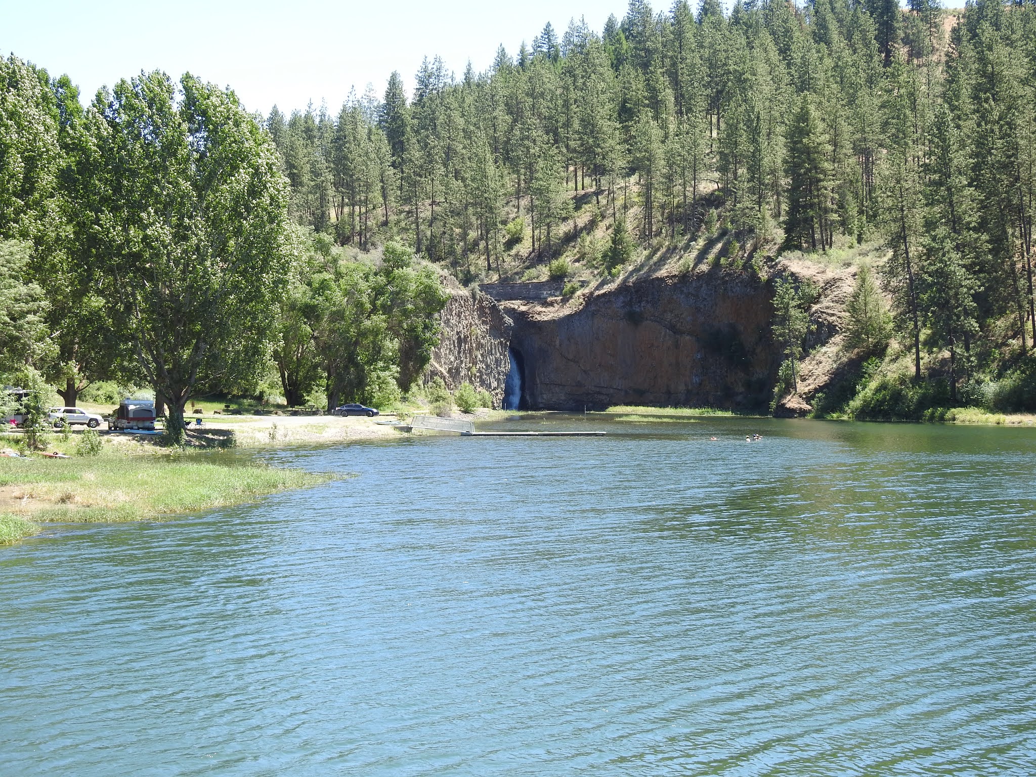 Goin Walking Hawk Creek Trail, Lake Roosevelt Washington