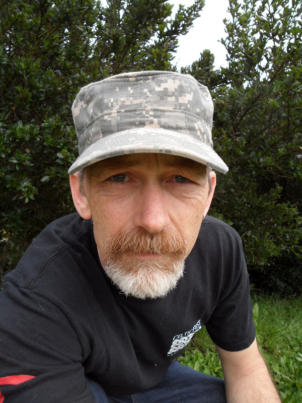 Four Bees US Army Digital Camo Patrol Hat Universal Camoflage Pattern 