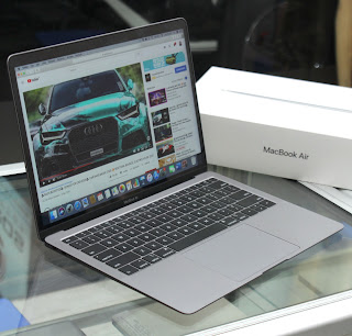 MacBook Air 2019 Core i5 13-inch Fullset malang