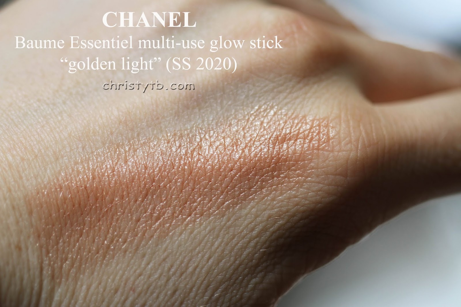 Chanel Golden Light Baume Essentiel Review & Swatches