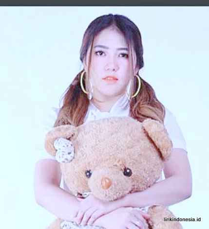 Lirik Lagu Ra Kuat Mbok - Via Vallen | Lirik Lagu Populer