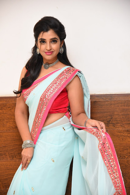 Anchor Shyamala Latest Photos in Saree At Gully Rowdy Pre Release Event Anchor Shyamala Latest Photos in Saree At Gully Rowdy Pre Release Event