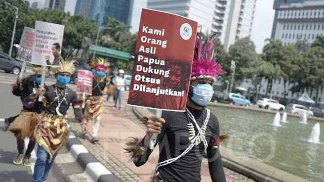 Otonomi Khusus dan Hak Politik Orang Papua.lelemuku.com.jpg