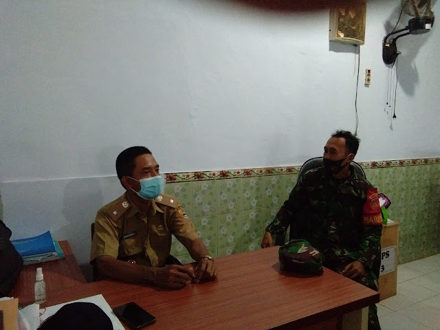 Wujudkan Silaturahmi dan Komunikasi yang Baik, Babinsa Karangjati Laksanakan Komsos dengan Kades