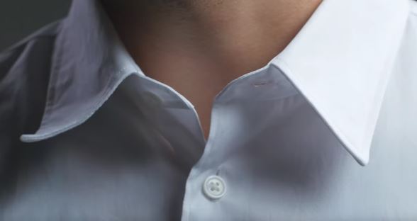 Guna ‘collar stays’ untuk kolar yang lebih segak Guna ‘collar stays’ untuk kolar yang lebih segak